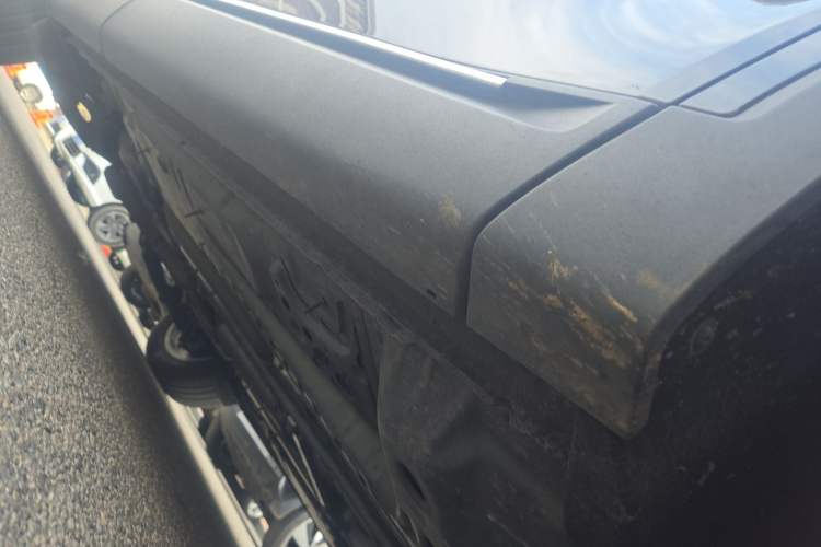 Used Buick Envision 2020 Encore S 652T Four-Wheel Drive Luxury Model Chassis Front Right