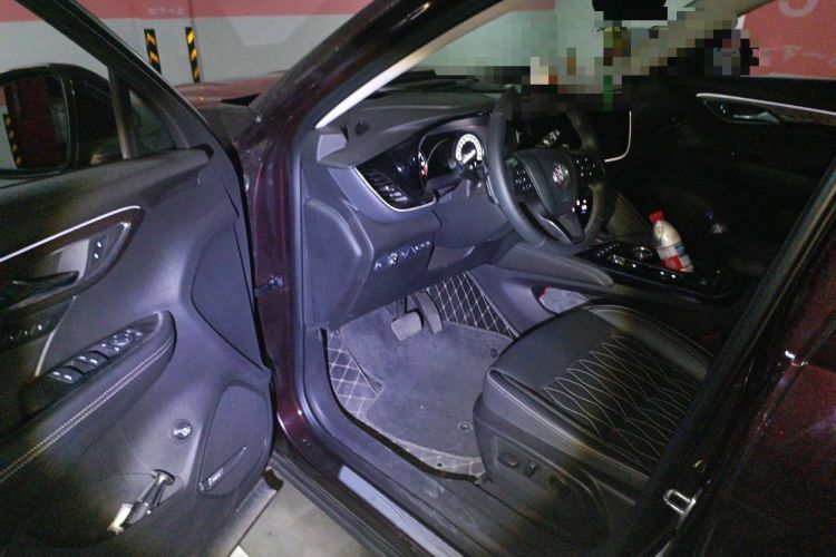 Used Buick Envision 2020 Encore S 652T All-Wheel-Drive Avenir Driver Seat