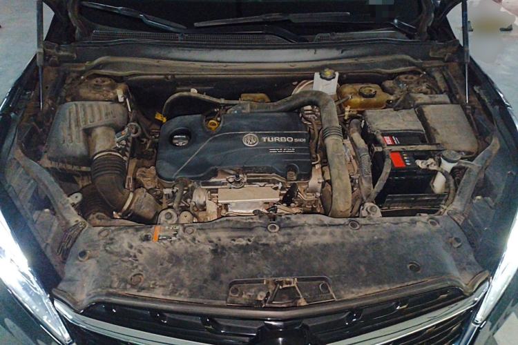 Used Buick Envision 2020 20T Two-Wheel Drive Luxury Model Engine Bay