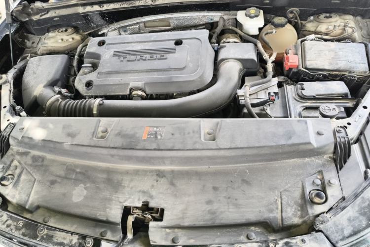 Used Buick Envision 2020 Encore S 652T Four-Wheel Drive Luxury Model Engine Bay