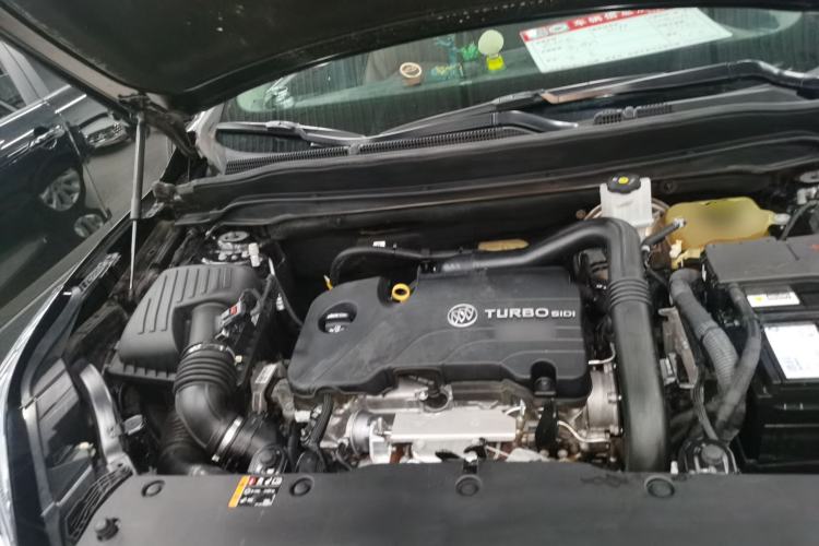 Used Buick Envision 2020 20T Two-Wheel Drive Luxury Model Engine Bay