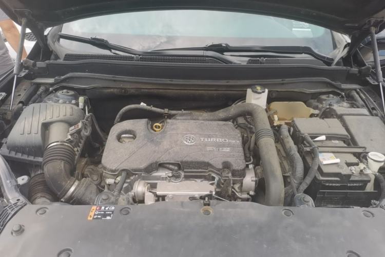 Used Buick Envision 2020 20T Two-Wheel Drive Elite Version Engine Bay