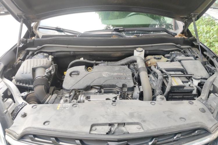 Used Buick Envision 2020 20T Two-Wheel Drive Elite Version Engine Bay