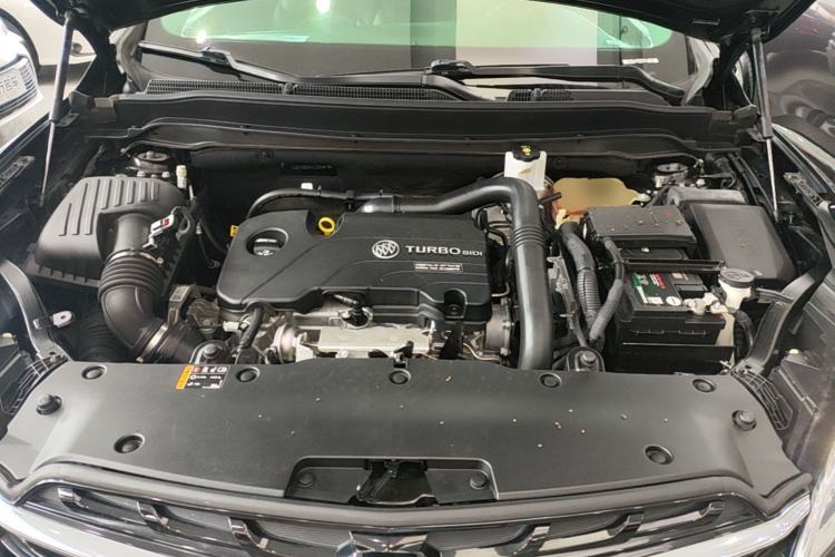 Used Buick Envision 2020 20T Two-Wheel Drive Elite Version Engine Bay