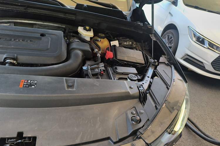 Used Buick Envision 2020 Encore GX S 652T Two-Wheel-Drive Limited-Edition S Sport Version Engine Bay Left