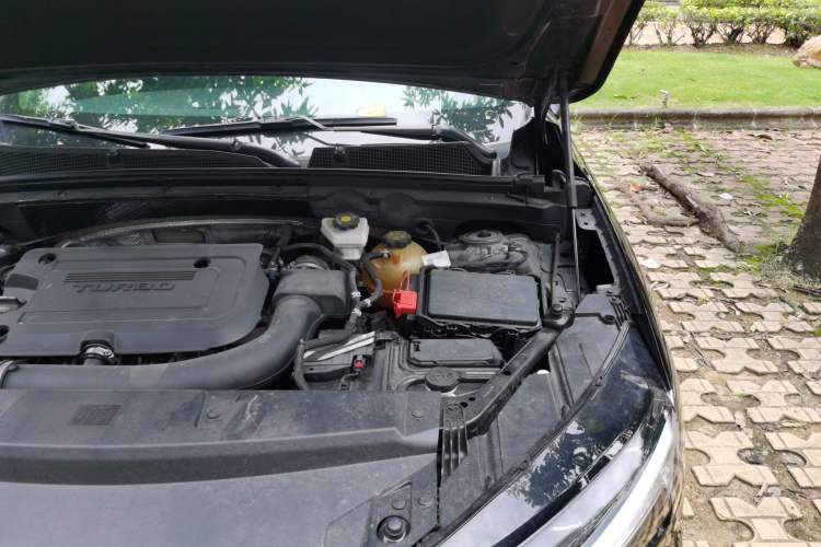 Used Buick Envision 2020 Encore GX S 652T Two-Wheel-Drive Limited-Edition S Sport Version Engine Bay Left