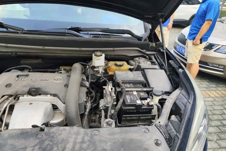 Used Buick Envision 2020 28T Four-Wheel Drive Elite Version Engine Bay Left
