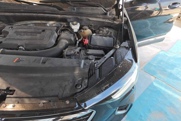 Used Buick Envision 2020 Encore S 652T Two-Wheel Drive Luxury Model Engine Bay Left