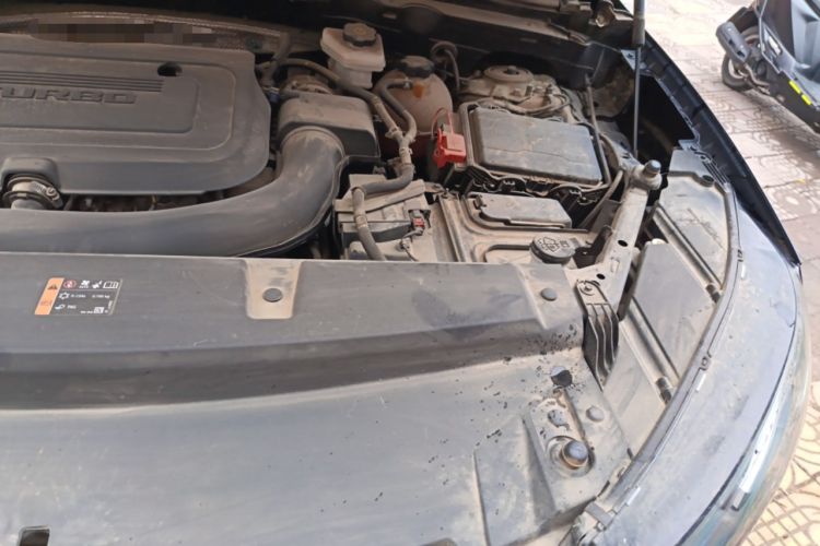 Used Buick Envision 2020 Encore S 652T Four-Wheel Drive Luxury Model Engine Bay Left
