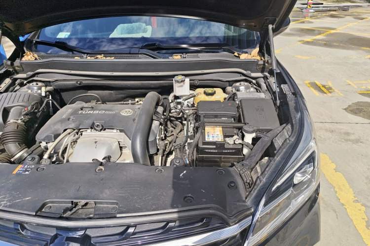 Used Buick Envision 2020 28T Four-Wheel Drive Millionth Anniversary Edition Engine Bay Left