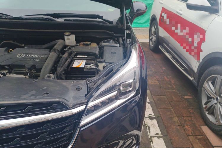 Used Buick Envision 2020 20T Two-Wheel Drive Leading Version Engine Bay Left
