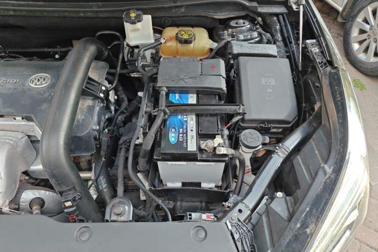 Used Buick Envision 2020 28T Four-Wheel Drive Elite Version Engine Bay Left