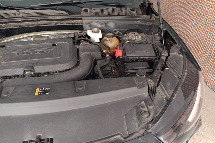 Used Buick Envision 2020 Onix S 652T Two-Wheel Drive Elite Model Engine Bay Left
