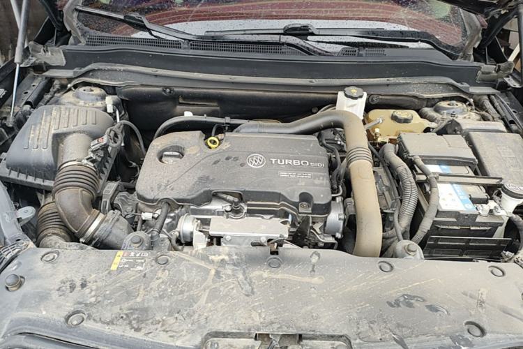 Used Buick Envision 2020 20T Two-Wheel Drive Elite Version Engine Bay