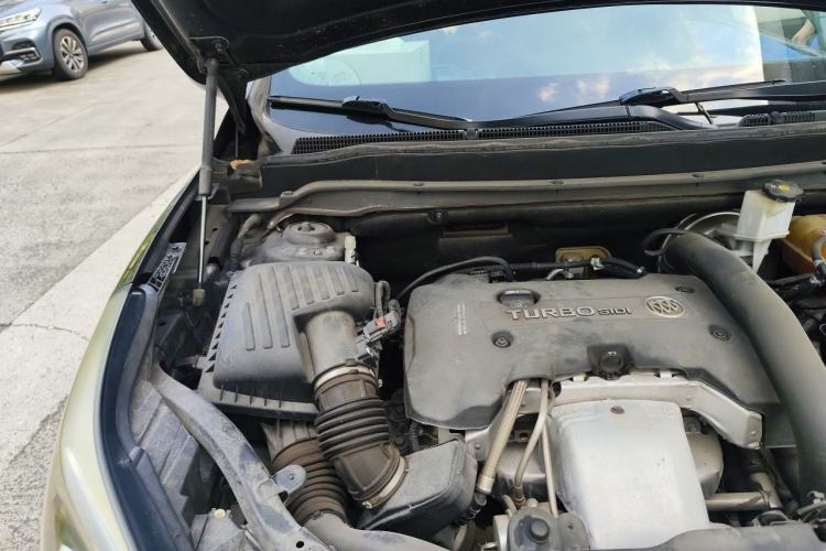 Used Buick Envision 2020 28T Four-Wheel Drive Elite Version Engine Bay Right