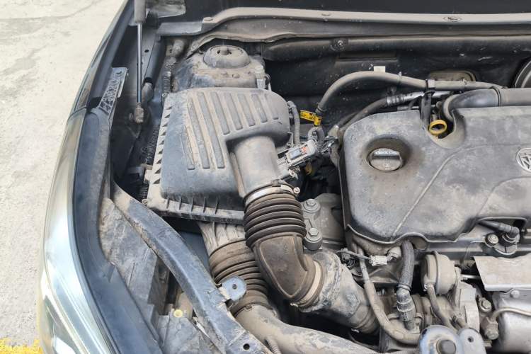 Used Buick Envision 2020 20T Two-Wheel Drive Leading Version Engine Bay Right