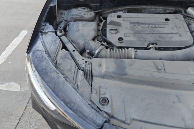 Used Buick Envision 2020 Onix S 652T Two-Wheel Drive Elite Model Engine Bay Right