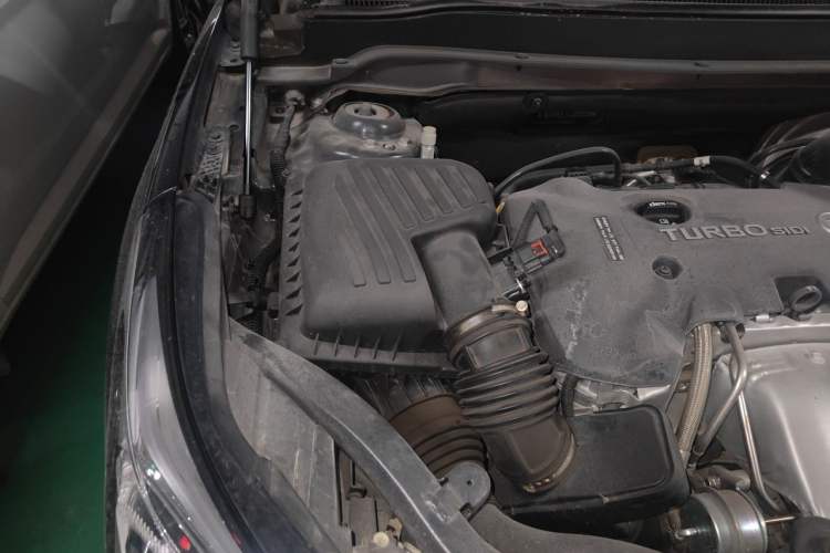 Used Buick Envision 2020 28T Four-Wheel Drive Elite Version Engine Bay Right