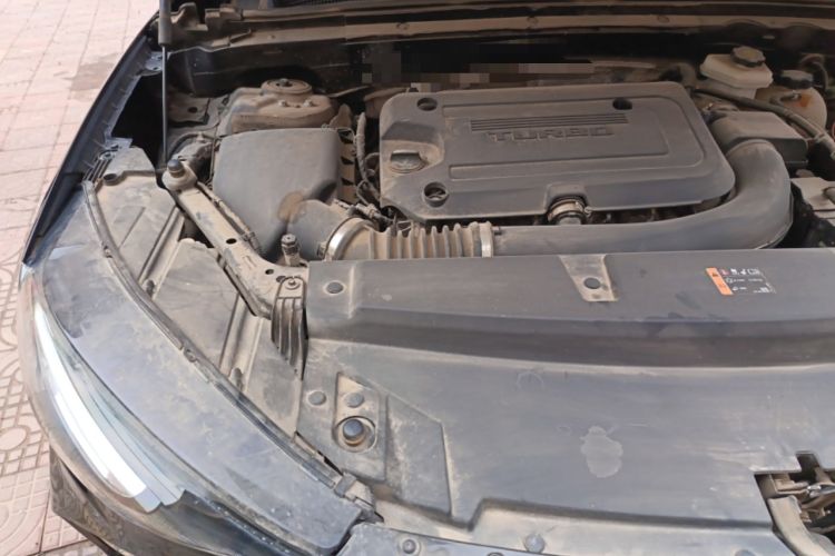 Used Buick Envision 2020 Encore S 652T Four-Wheel Drive Luxury Model Engine Bay Right