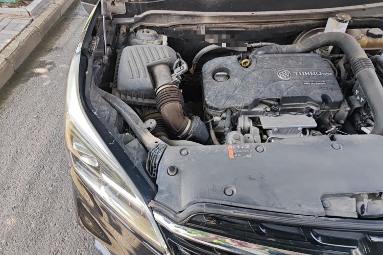 Used Buick Envision 2020 20T Two-Wheel Drive Luxury Model Engine Bay Right