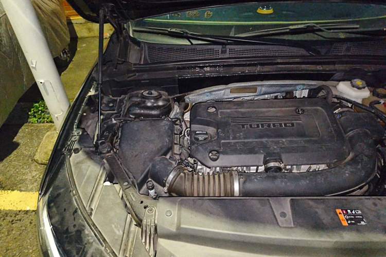 Used Buick Envision 2020 Encore GX S 652T Two-Wheel-Drive Limited-Edition S Sport Version Engine Bay Right