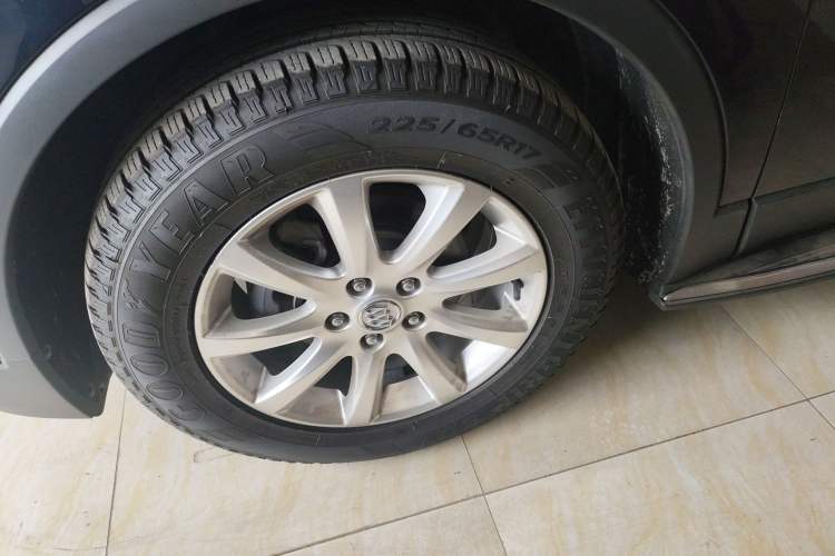 Used Buick Envision 2020 20T Two-Wheel Drive Luxury Model Exterior 4