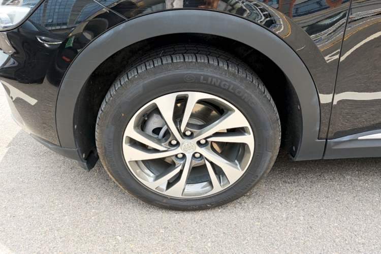 Used Buick Envision 2020 Onix S 652T Two-Wheel Drive Elite Model Exterior 4