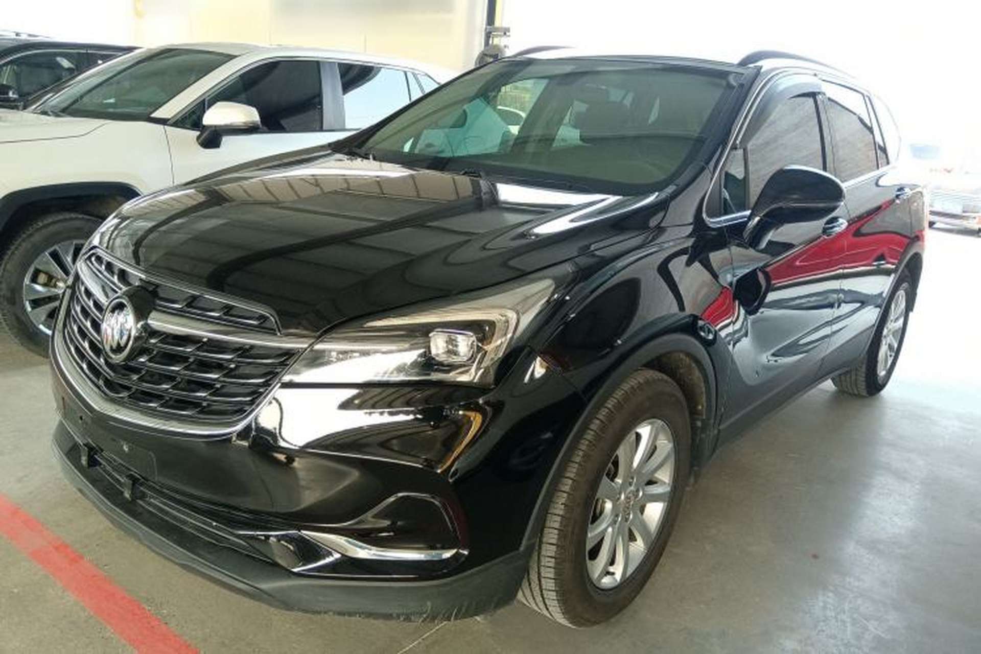 Used Buick Envision 2020 20T Two-Wheel Drive Leading Version Front Left 45 Deg