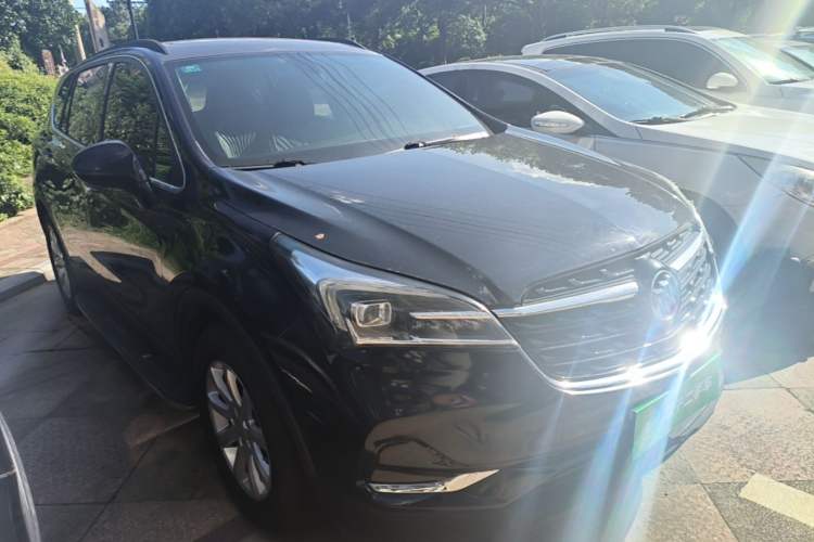 Used Buick Envision 2020 20T Two-Wheel Drive Leading Version Front Right 45 Deg