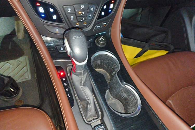 Used Buick Envision 2020 20T Two-Wheel Drive Luxury Model Gear Lever