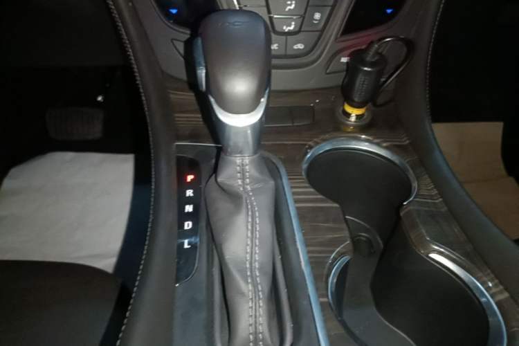 Used Buick Envision 2020 20T Two-Wheel Drive Elite Version Gear Lever