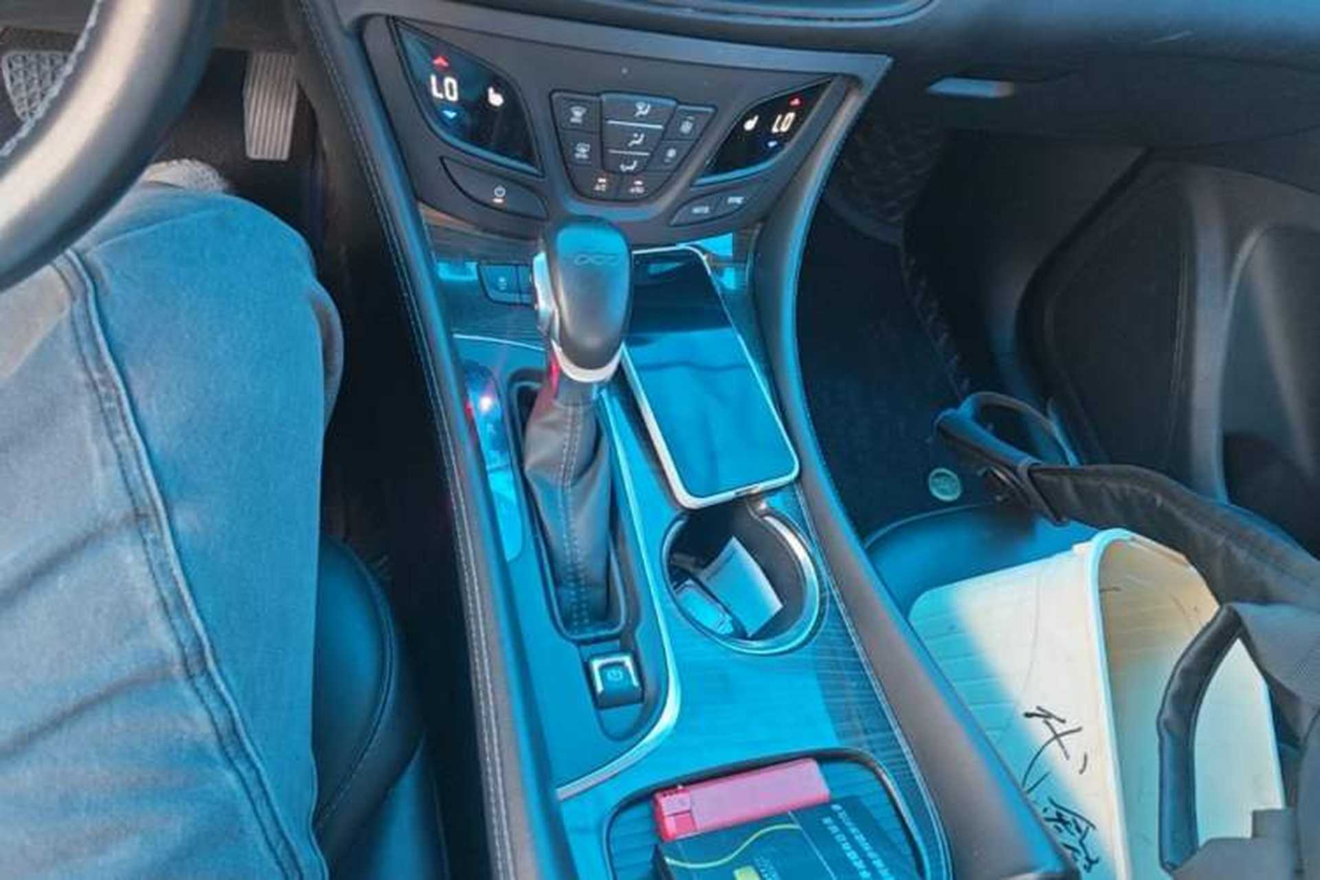 Used Buick Envision 2020 20T Two-Wheel Drive Elite Version Gear Lever