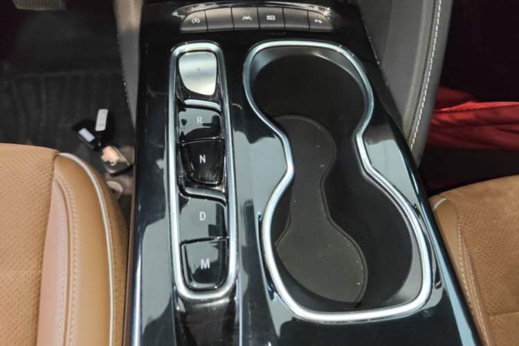 Used Buick Envision 2020 Onix S 652T Two-Wheel Drive Elite Model Gear Lever