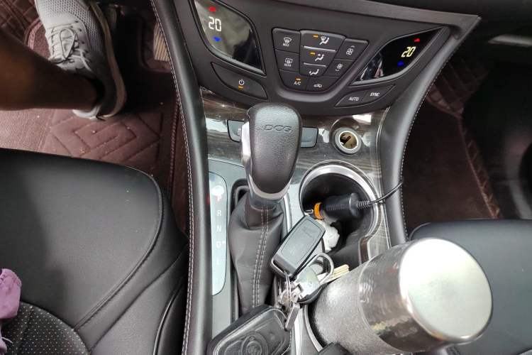 Used Buick Envision 2020 20T Two-Wheel Drive Leading Version Gear Lever
