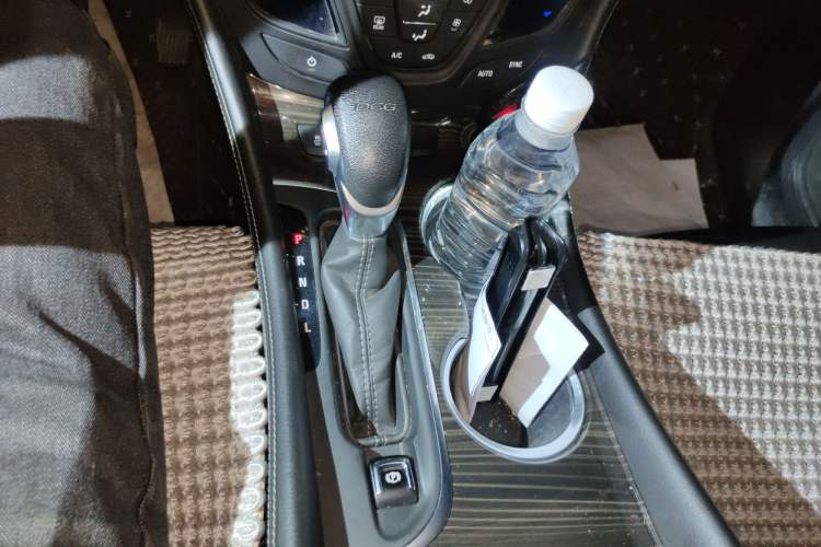 Used Buick Envision 2020 20T Two-Wheel Drive Leading Version Gear Lever