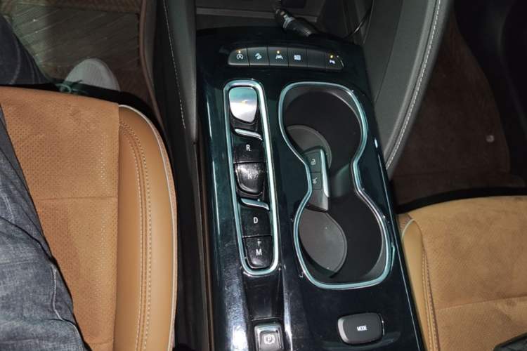 Used Buick Envision 2020 Encore S 652T Four-Wheel Drive Luxury Model Gear Lever