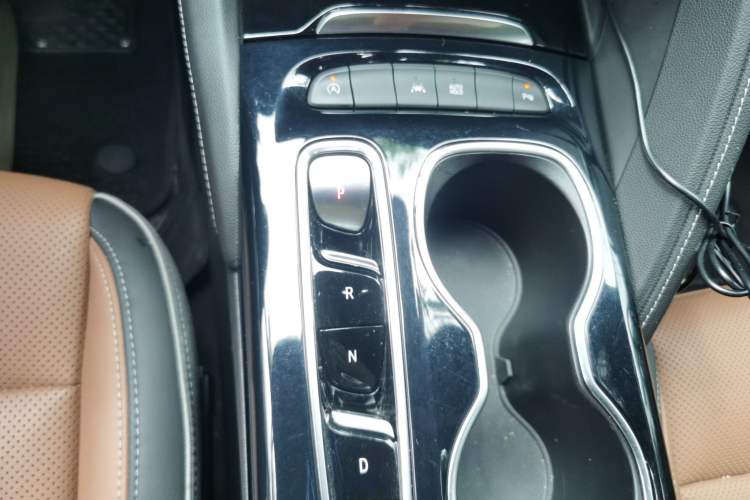 Used Buick Envision 2020 Encore GX S 652T Two-Wheel-Drive Limited-Edition S Sport Version Gear Lever