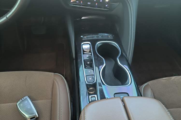 Used Buick Envision 2020 Encore S 652T Two-Wheel Drive Luxury Model Gear Lever
