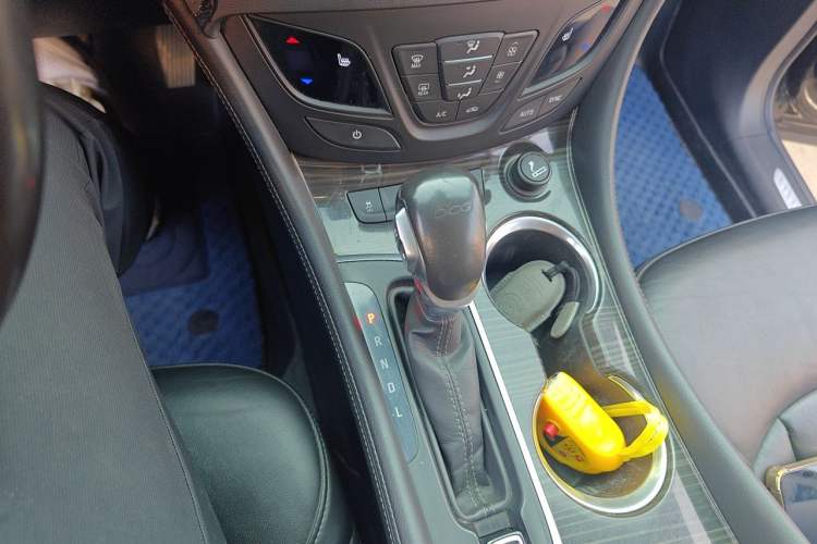 Used Buick Envision  Gear Lever