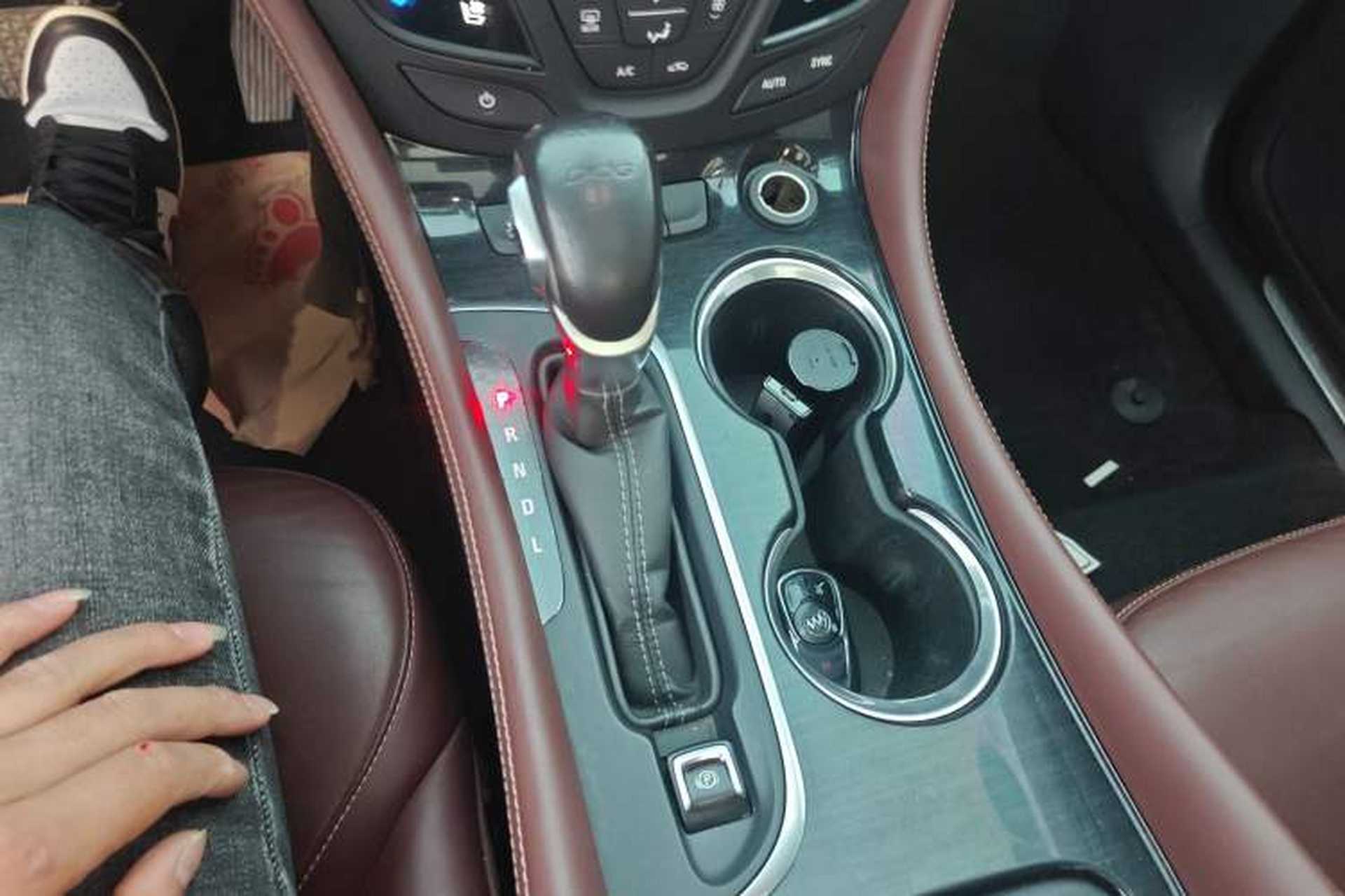 Used Buick Envision 2020 20T Two-Wheel Drive Luxury Model Gear Lever