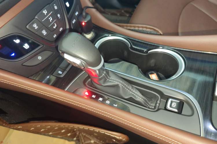 Used Buick Envision 2020 20T Two-Wheel Drive Luxury Model Gear Lever