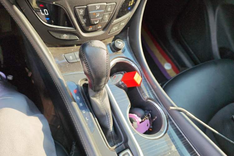 Used Buick Envision 2020 20T Two-Wheel Drive Leading Version Gear Lever