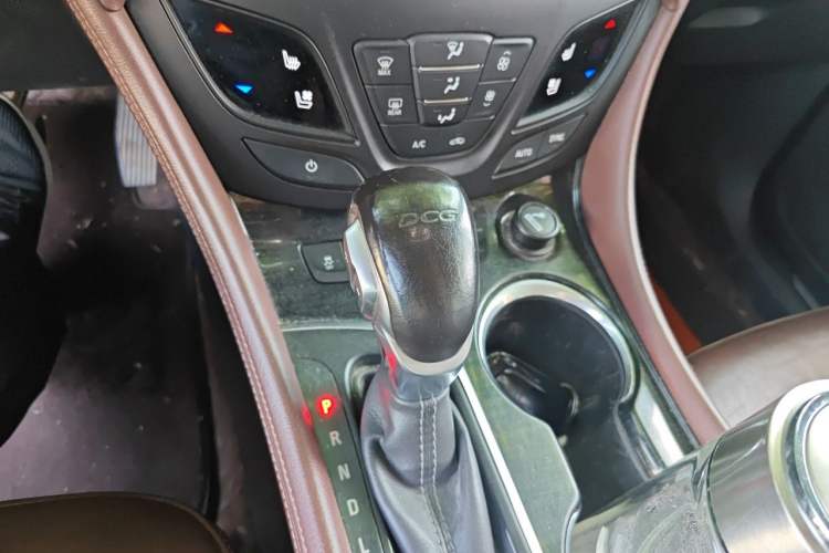 Used Buick Envision 2020 20T Two-Wheel Drive Luxury Model Gear Lever