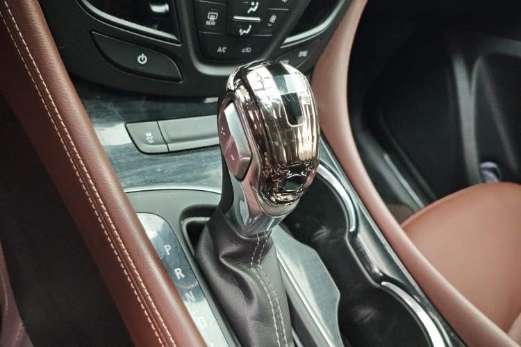 Used Buick Envision 2020 20T Two-Wheel Drive Luxury Model Gear Lever