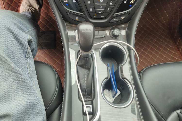 Used Buick Envision 2020 20T Two-Wheel Drive Elite Version Gear Lever