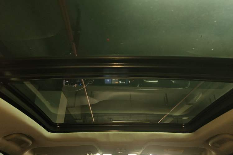 Used Buick Envision 2020 28T Four-Wheel Drive Elite Version Headliner