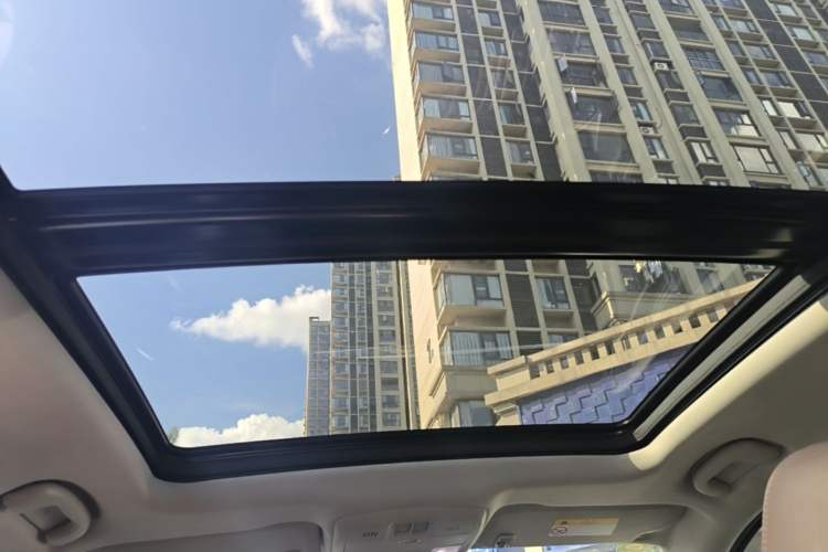 Used Buick Envision 2020 20T Two-Wheel Drive Leading Version Headliner