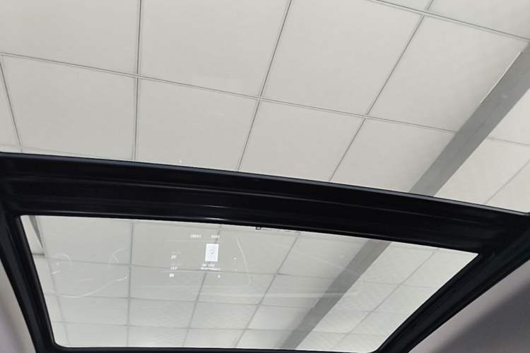 Used Buick Envision 2020 20T Two-Wheel Drive Elite Version Headliner