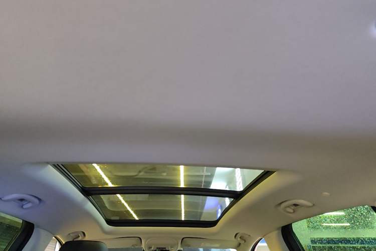 Used Buick Envision 2020 Onix S 652T Two-Wheel Drive Elite Model Headliner
