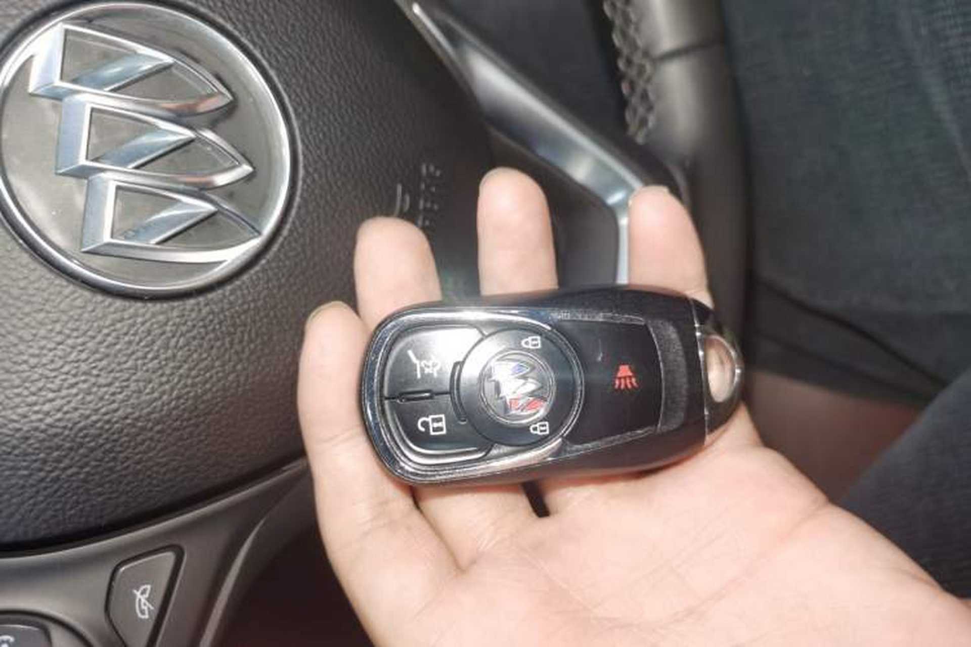 Used Buick Envision 2020 20T Two-Wheel Drive Luxury Model Interior 1